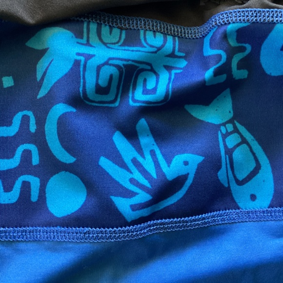 Patagonia rashguard 5t - Picture 4 of 4